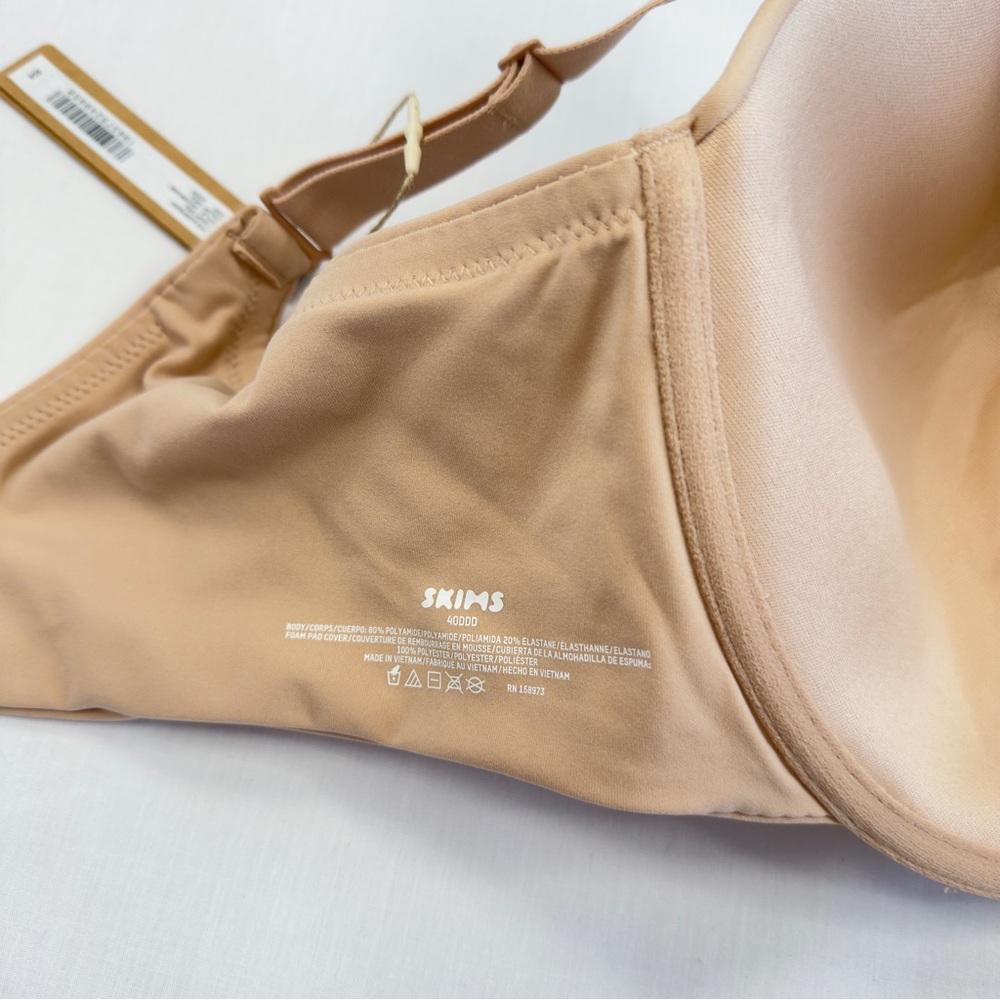 SKIMS Fits Everybody T-Shirt Bra 40DDD - Picture 3 of 4